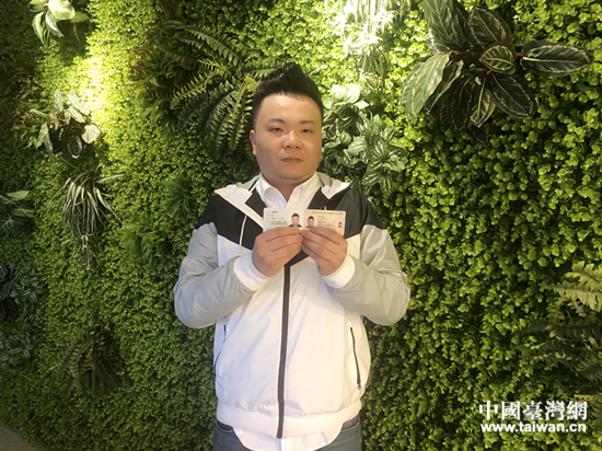 �_�������