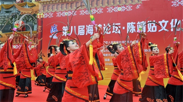 �������(l��i)��ͨ�^(gu��)ꐾ����Ļ��ڃɰ�֮�g�Ľ������M(j��n)һ�������˃ɰ�ͬ���g�ľ��x��Ҳ�ڡ���