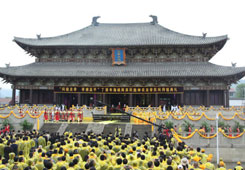 ���{�ɰ����r�׵����g�����Y��ɽ����ƽ�e��