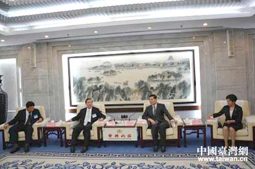 市委副書記、市長楊魯豫會見來訪客人 市委副書記、市長楊魯豫會見來訪客人