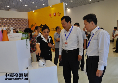 ��ί��ӛ�Ų����H�R�ɰ��OӋ����Ʒչ�F��ָ������