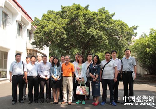 �c�f(w��n)�A��^(q��)�����l(xi��ng)���������L(zh��ng)��Ӱ