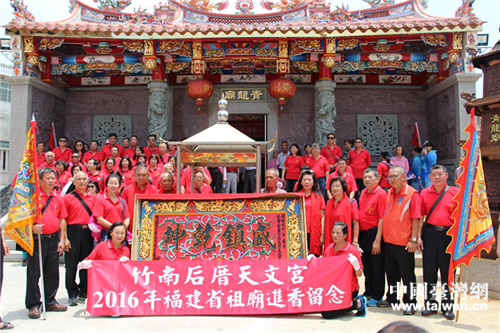 �����F�������(zh��n)�����R��Ӱ