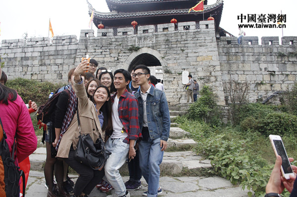 �ɰ�����W���F�����r����еĶ��V�Tǰ�_�ĵ�����