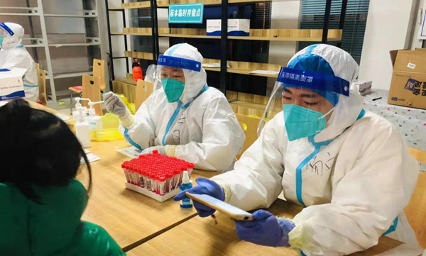 ���(y��ng)���_(t��i)���_(t��i)���e�O���c��������