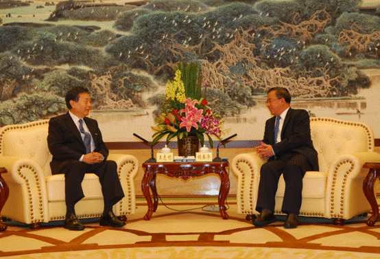 胡春華會見臺灣貿易中心董事長王志剛 胡春華會見臺灣貿易中心董事長王志剛