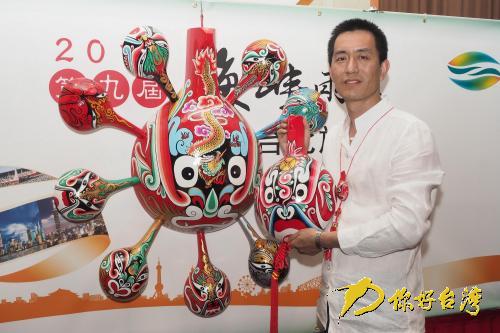 �ɰ��_����չ�A�M��Ļ�����z���������@�G