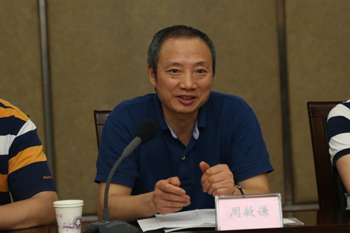 �_����W����������I�������L