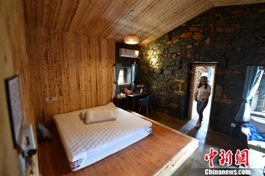 ����һ�µĹ�ʯ�ȱ���������ޣ����^ˢϴ��ʯ�^������ԭ�����Lò��׌�οͿ����w�ƽ̶�ˏ�ǰ�����ʽ�����Z�� �z