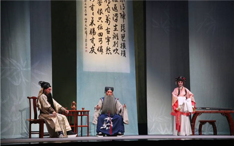 �_���¾����������ļ����ں��Ͻ����ݳ�