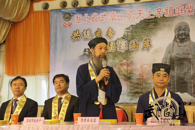 ��⸻�ں��{�ɰ�������Ʒչ���䮔(d��ng)?sh��)����Ļ�Փ���_Ļʽ�����o