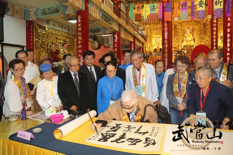 ��(d��ng)������̩������ï���䮔(d��ng)ɽ�����ϵ��_��Ѳ���}��ī��