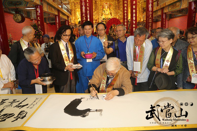 98�q���g�����A��ԺԺ�L����(d��ng)������̩������ï���䮔(d��ng)ɽ�����ϵ��_��Ѳ����ī����