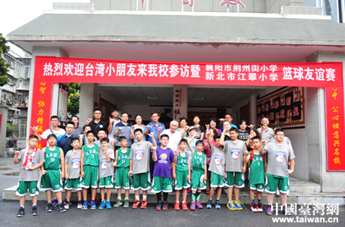 �±��н���С�Wһ���c������G�ݽ�С�W�̎���Ӱ�o��