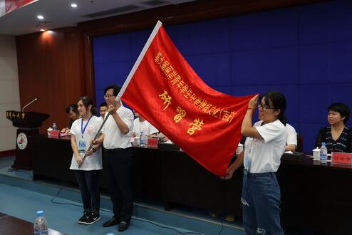 �ھŌÃɰ�����W(xu��)�����A���y(t��ng)�Ļ�������������(x��)�I(y��ng)�_�I(y��ng)