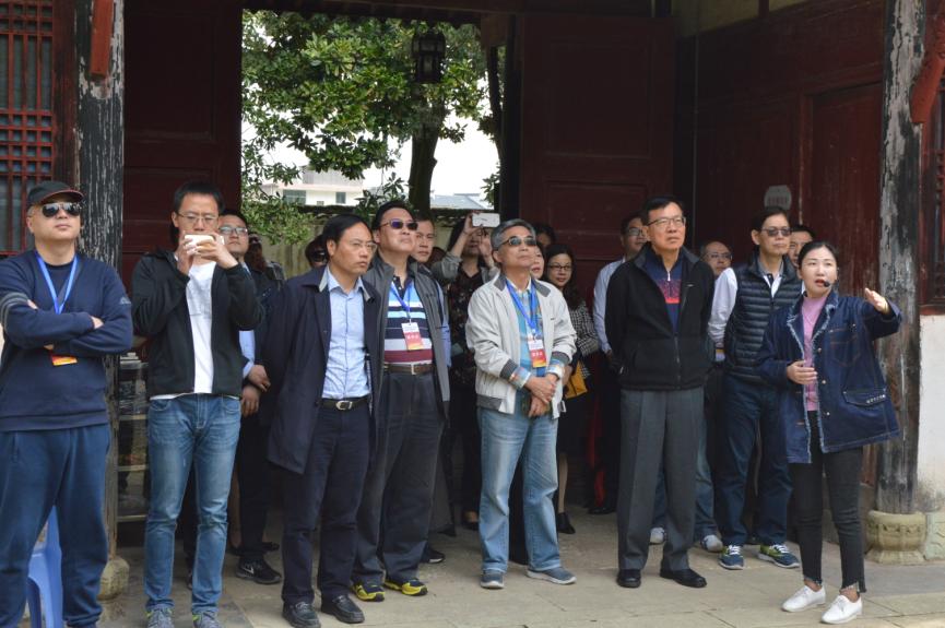 �ɰ��߸۰��񺽸ߌ��ڽ����Uɽ�_չ�Ļ��Jͬ���