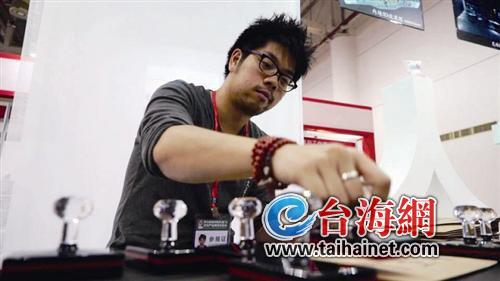 �_���f��ܣ�׌�����̈�׃�ɏͺ����W���g