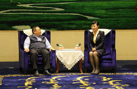 ��(n��i)�ɹ����΅^(q��)�hί��ί���y(t��ng)��(zh��n)�����L����ϼ��Ҋ�Ї��_���Wί����ϯ������һ��