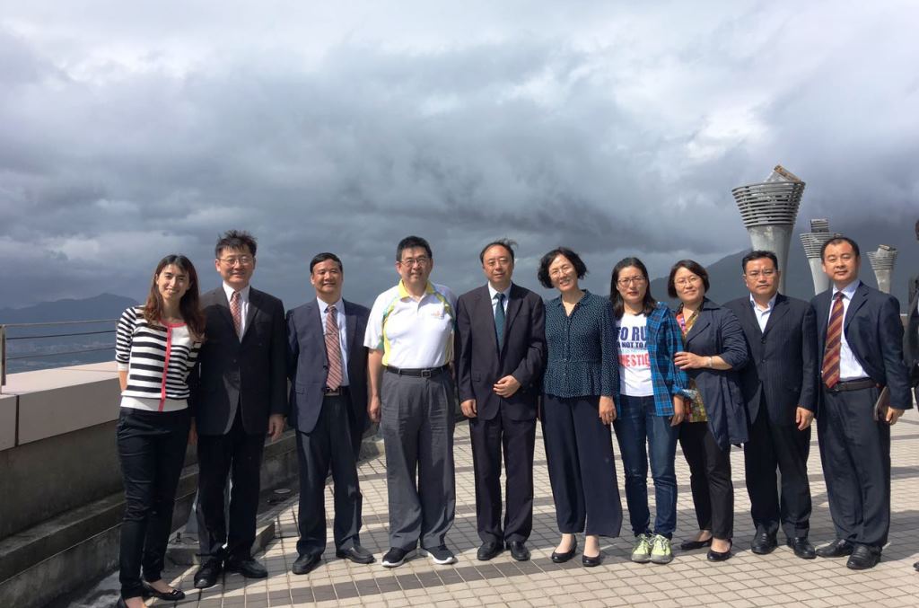 ɽ�|ʡ��У�����F(tu��n)���_�����L�Ї��Ļ���W(xu��)