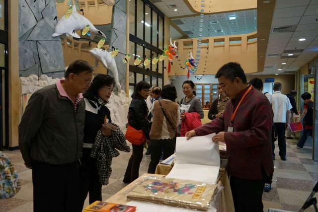 �����ʷ��z�[�´���ɽ�|�����|(zh��)�Ļ��z�a(ch��n)չ�ݡ����_(t��i)����ɏѲչ