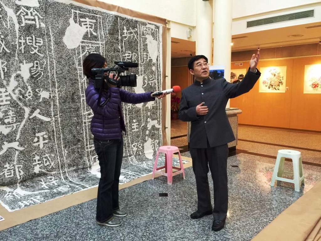 ɽ�|�����տ��ӡ�������������Ļ�չ�ڻ�ɏ�_Ļ