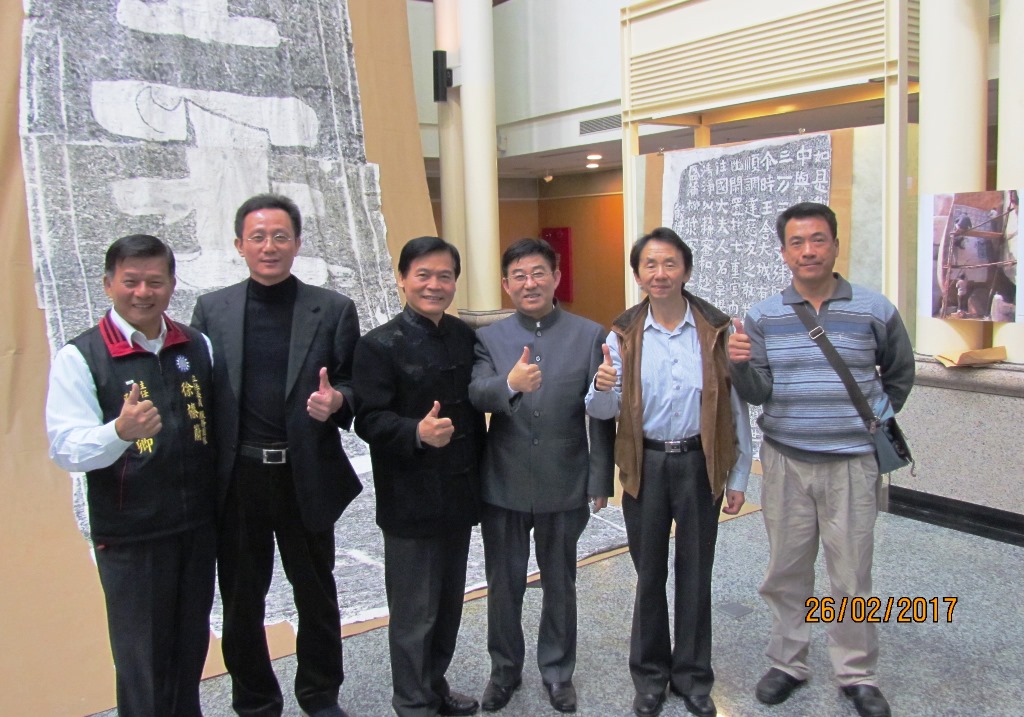 ɽ�|�����տ��ӡ�������������Ļ�չ�ڻ�ɏ�_Ļ