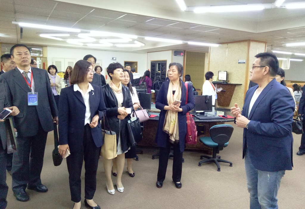 �D���B���_����Уͬ�l(f��)չ�������Ļ��zӰչ���Ļ���W(xu��)�_Ļ