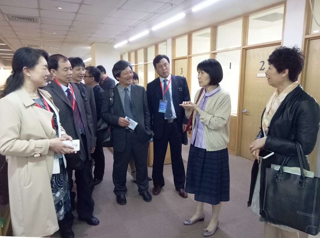 �D���B���_����Уͬ�l(f��)չ�������Ļ��zӰչ���Ļ���W(xu��)�_Ļ