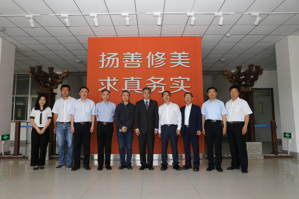 �_����ꖿƼ���W������У�L�L��ɽ�|Ӣ�ŌWԺ