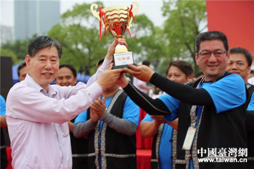 �_����ɏ�����Ļ������F�ɽ�����