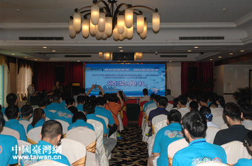 �C����Y�F��