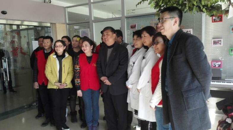 �Ϻ��h�й�ί���c�����tԺסԺ��ͯͬ�c����