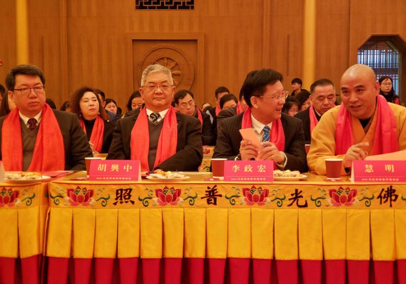 2018�q���������´���������