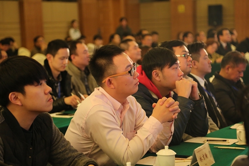 �����ڴ��_(t��i)�����ꅢ�c�˴ν������(d��ng)�������˽��ǧ�Ļ�