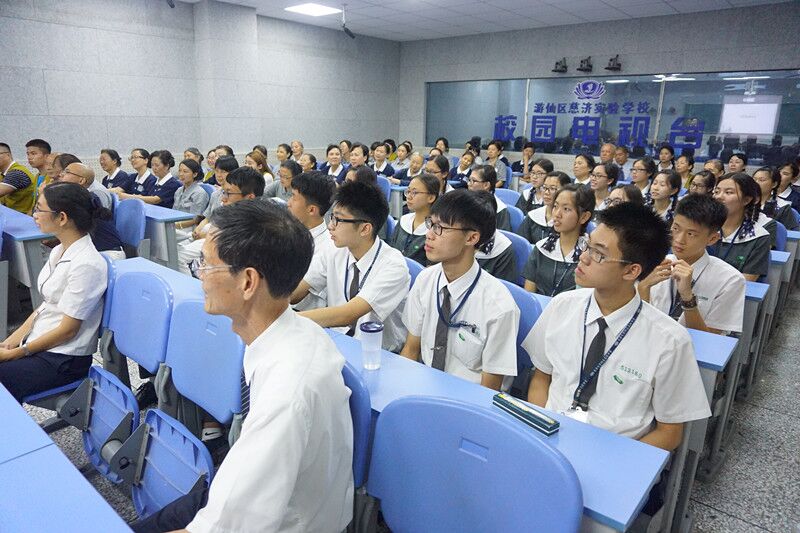 �I�T���� �������Ƽ���(chu��ng)�¡�С��(chu��ng)�͡������}��(b��o)��