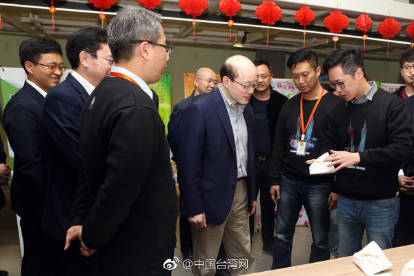 劉結一慰問在穗生活工作的臺灣創業青年 坦言有一見如故的感覺 劉結一慰問在穗生活工作的臺灣創業青年 坦言有一見如故的感覺