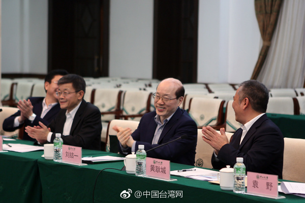 ���Y(ji��)һ�c�ڏV�|��У�����W(xu��)��(x��)���_��������Մ