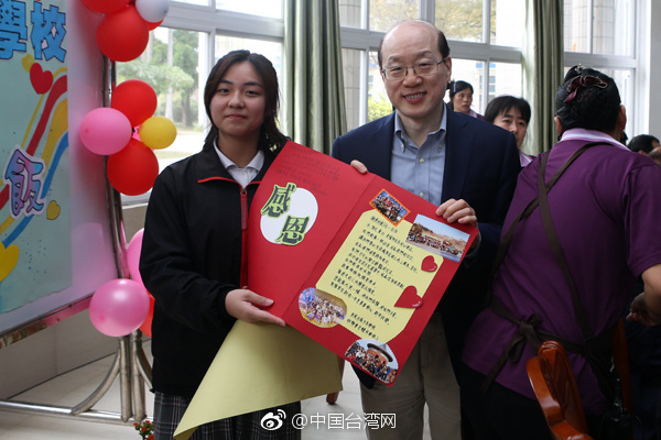 ���Y(ji��)һ����ο���|ݸ�_���ӵ܌W(xu��)У�����ͼ��L����