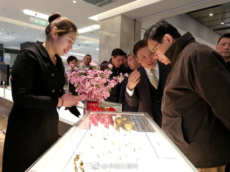 ���f�����Lꐵ�㑸����ݵ���˹���l���{��ο��