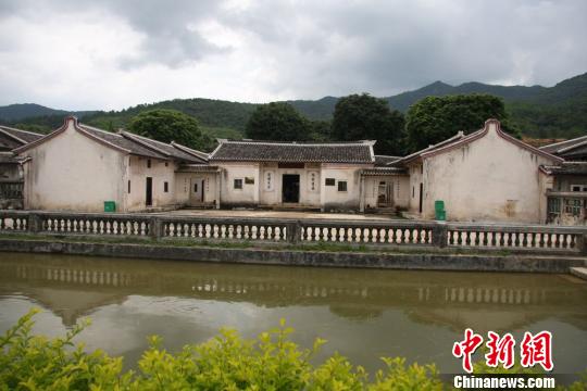 �X�ό��棺̽�L���ձ��_־ʿ���װ���ʾ�