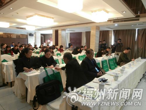 �������W