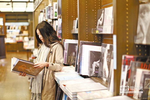 �_ý����(li��n)24С�r���꣺�\Ʒ��(j��ng)�o����(f��)��