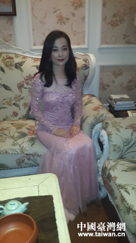 ���µĹ��£��cС�������w������龉�͐����һ��