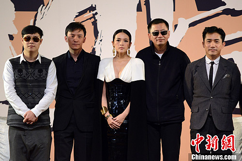 ��һ���ڎ���3D�����_����ӳ �����w��ɽ�����