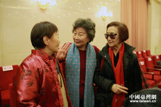 ÷�ɂ���������Ů���ش���J�H�����_����70��