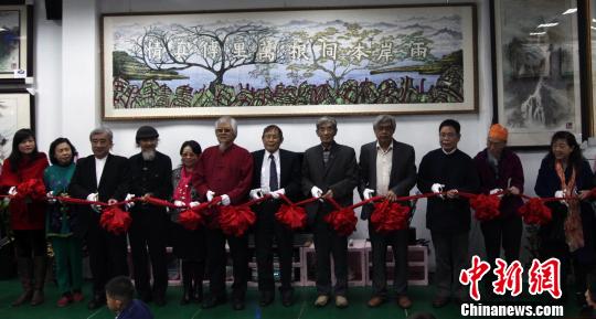 �ɰ�������(li��n)չ���_(t��i)���҈@�e�k