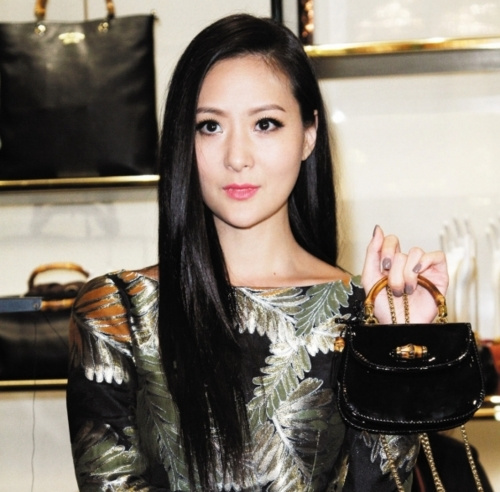 ���о͓��񹝰��O�|�|��ͦGUCCI΢�L��