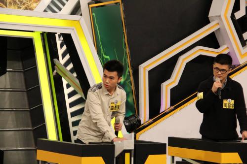 南大本科生臺(tái)灣“金頭腦”奪冠 獲10萬(wàn)臺(tái)幣獎(jiǎng)金 南大本科生臺(tái)灣“金頭腦”奪冠 獲10萬(wàn)臺(tái)幣獎(jiǎng)金