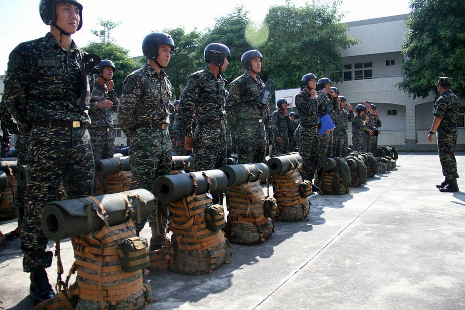 臺灣首次出動云豹戰車對抗臺風 臺灣首次出動云豹戰車對抗臺風