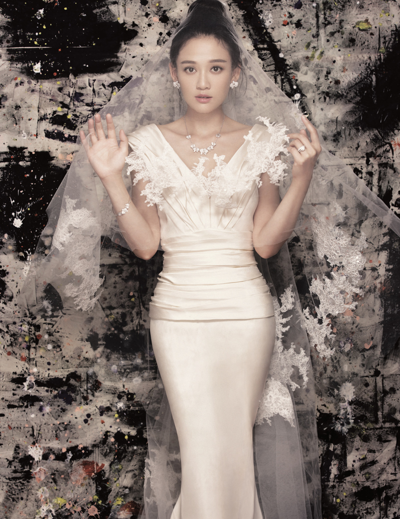 陳喬恩化身雙面新娘 再登雜志封面 陳喬恩化身雙面新娘 再登雜志封面